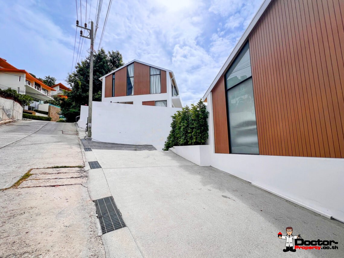 4 Bedroom Pool Villa with Partial Sea View in Plai Laem, Koh Samui – For Sale