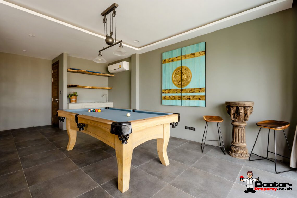 Luxury 5 Bedroom Beachfront Villa in Bang Makham, Koh Samui – For Sale