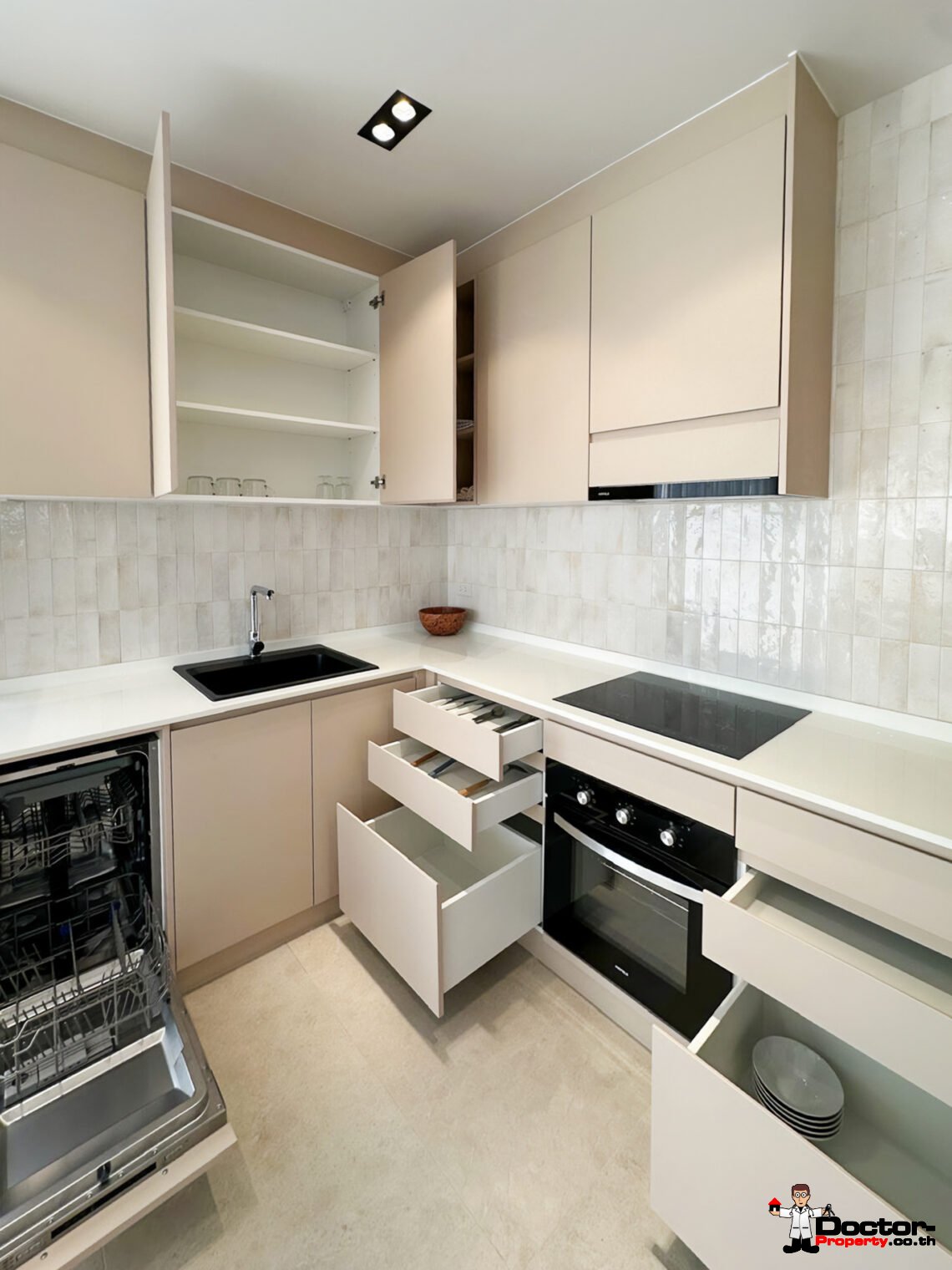 3 Bedroom Pool Villa in Bo Phut, Koh Samui – For Sale