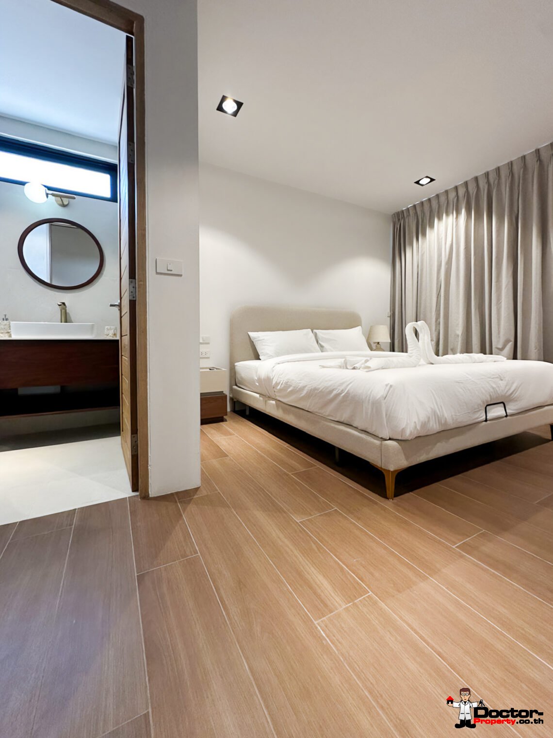 3 Bedroom Pool Villa in Bo Phut, Koh Samui – For Sale