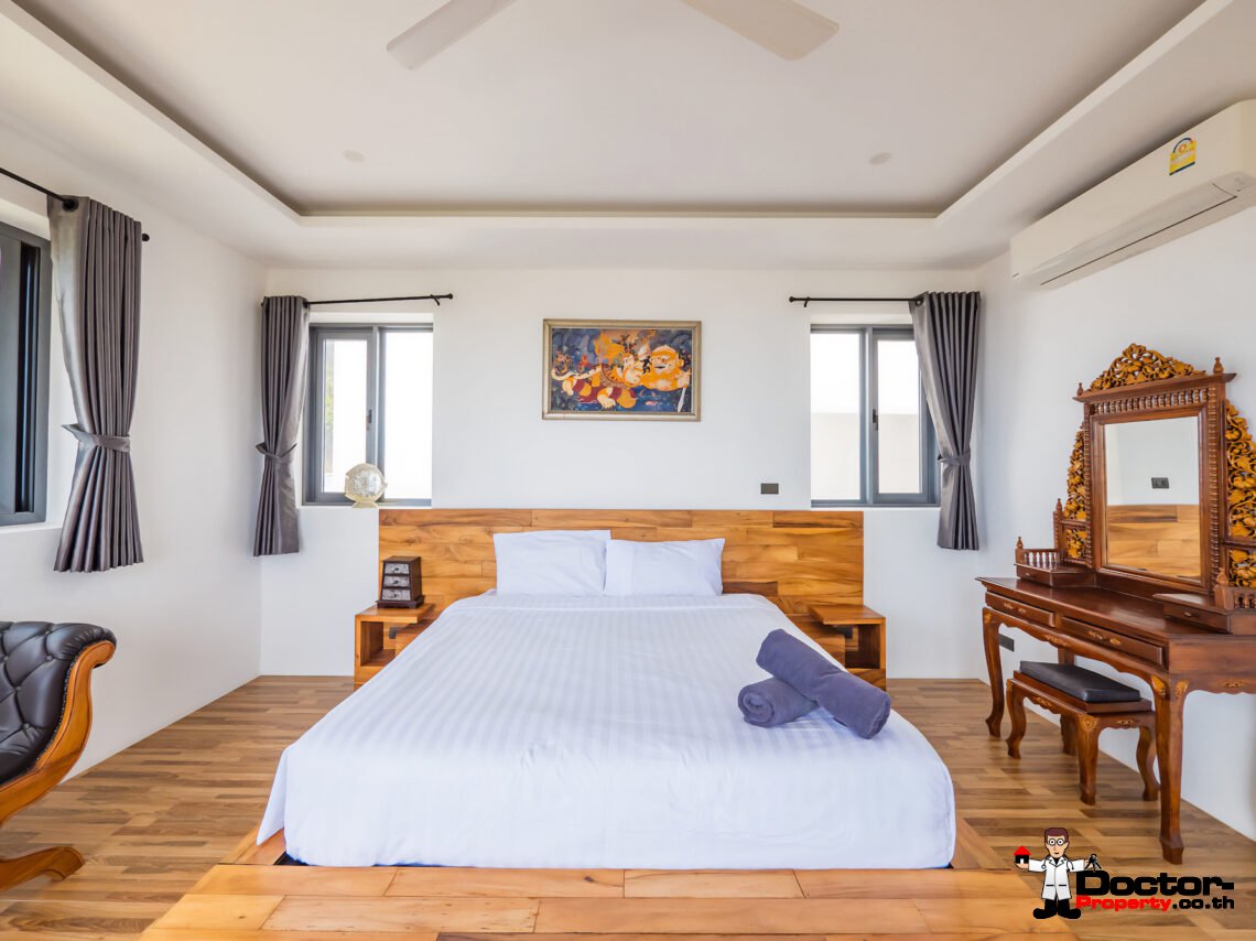 Two Pool Villa 5 Bedroom with Sea View in Hua Thanon, Koh Samui – For Sale