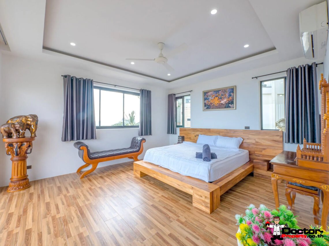 Two Pool Villa 5 Bedroom with Sea View in Hua Thanon, Koh Samui – For Sale