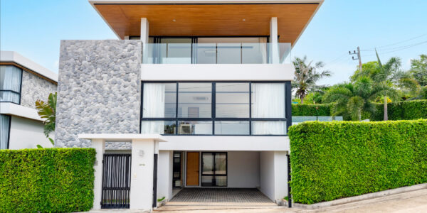 Modern 3 Bedroom Private Pool Villa with Partial Sea View in Plai Laem, Koh Samui – For Sale