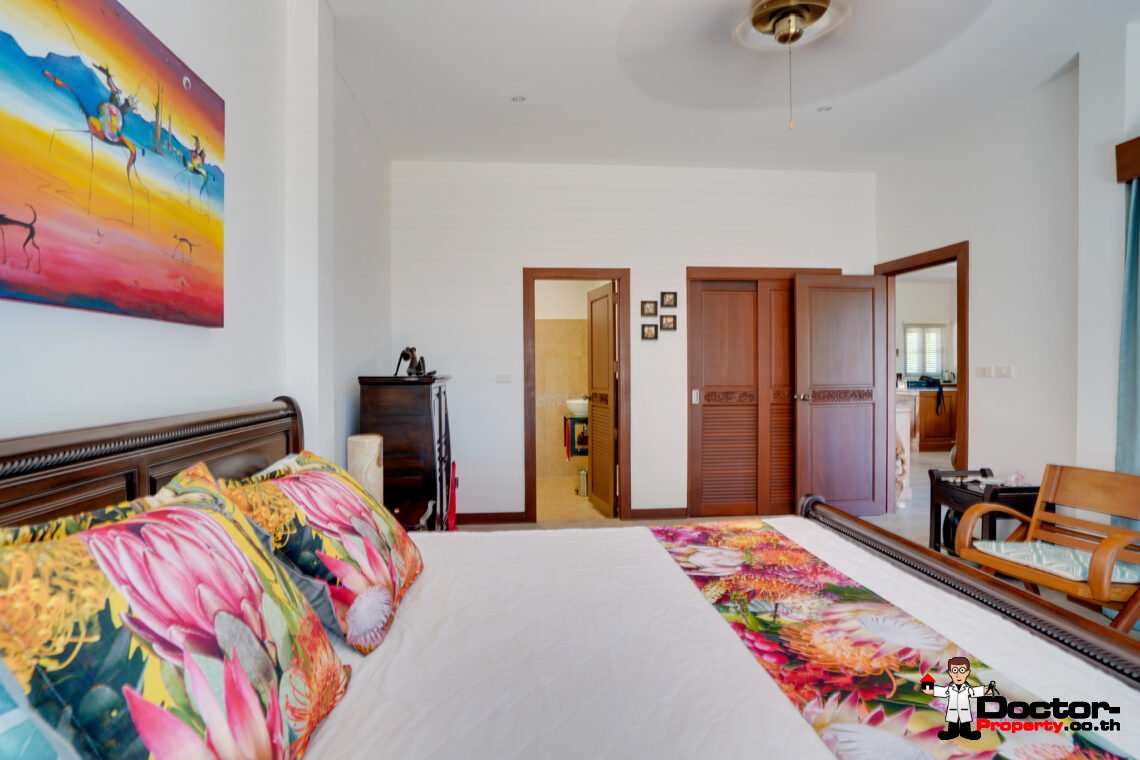 4 Bed Pool Villa with Sea View – Taling Ngam, Koh Samui – For Sale