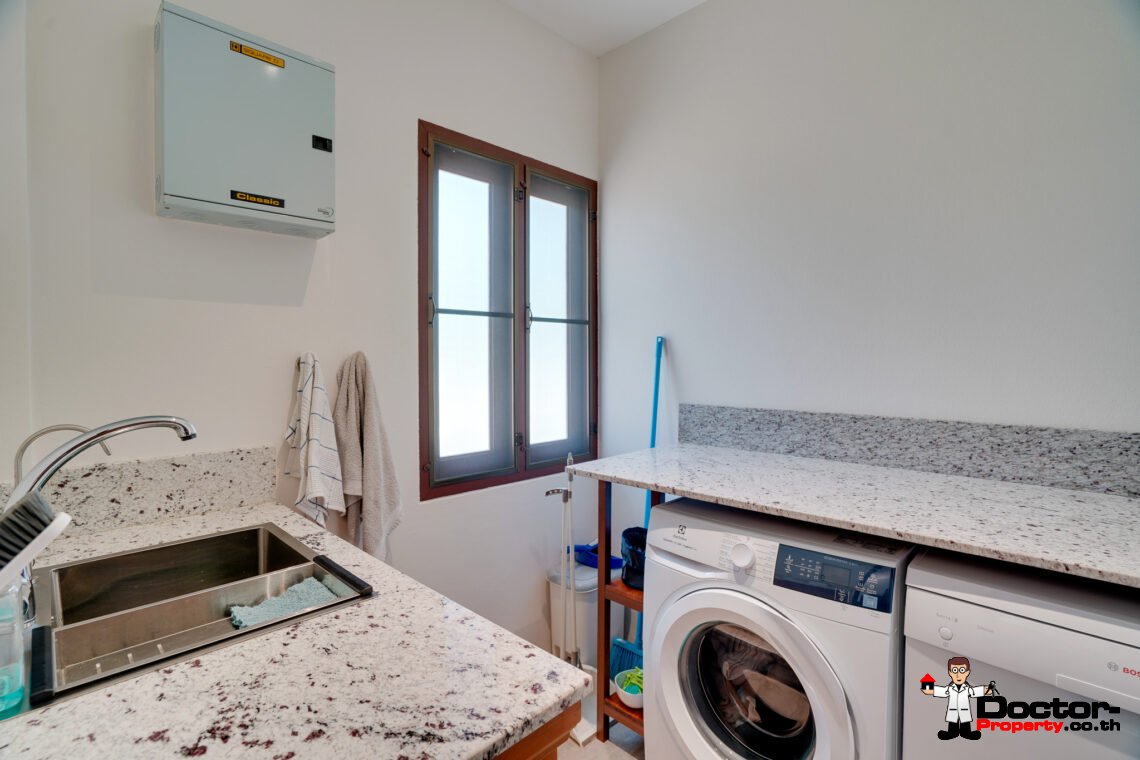 4 Bed Pool Villa with Sea View – Taling Ngam, Koh Samui – For Sale