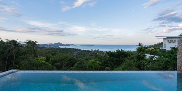 Modern 3 Bedroom Pool Villa with Sea View in Chaweng Noi, Koh Samui – For Sale