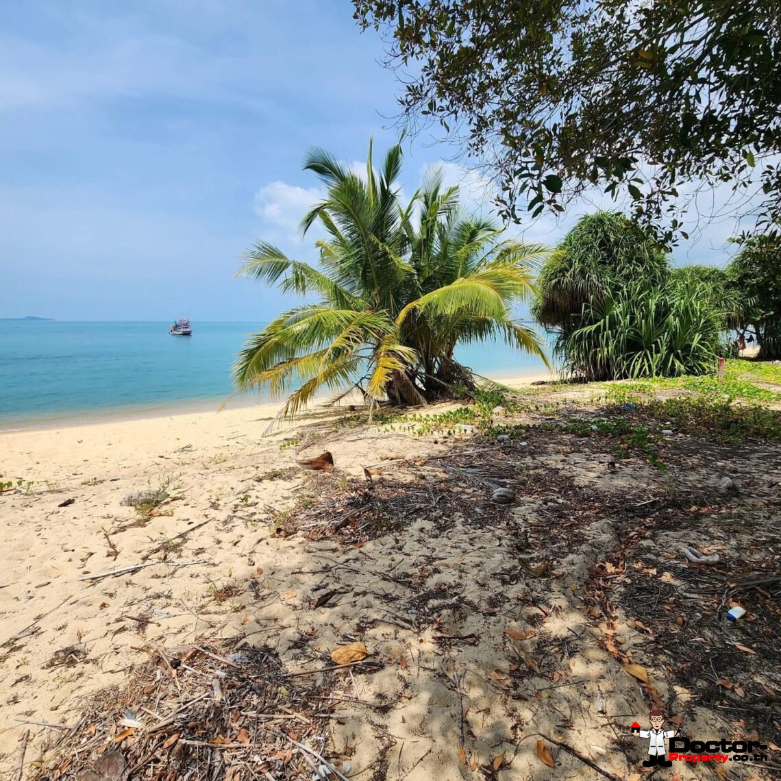 Beachfront Land 4 Rai in Mae Nam, Koh Samui – For Sale