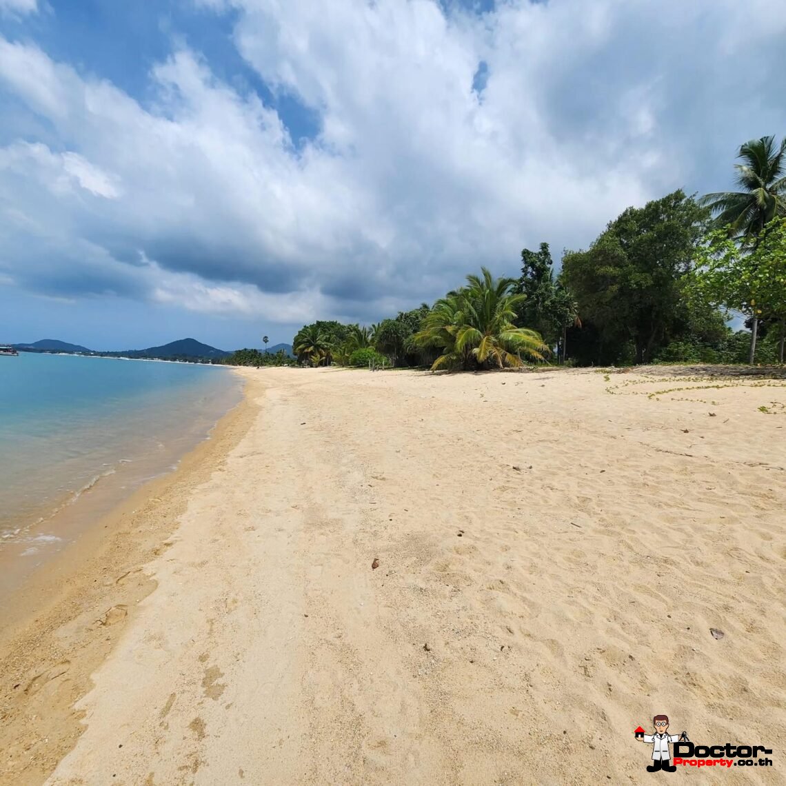4 Rai Beachfront Land in Mae Nam, Koh Samui – For Sale