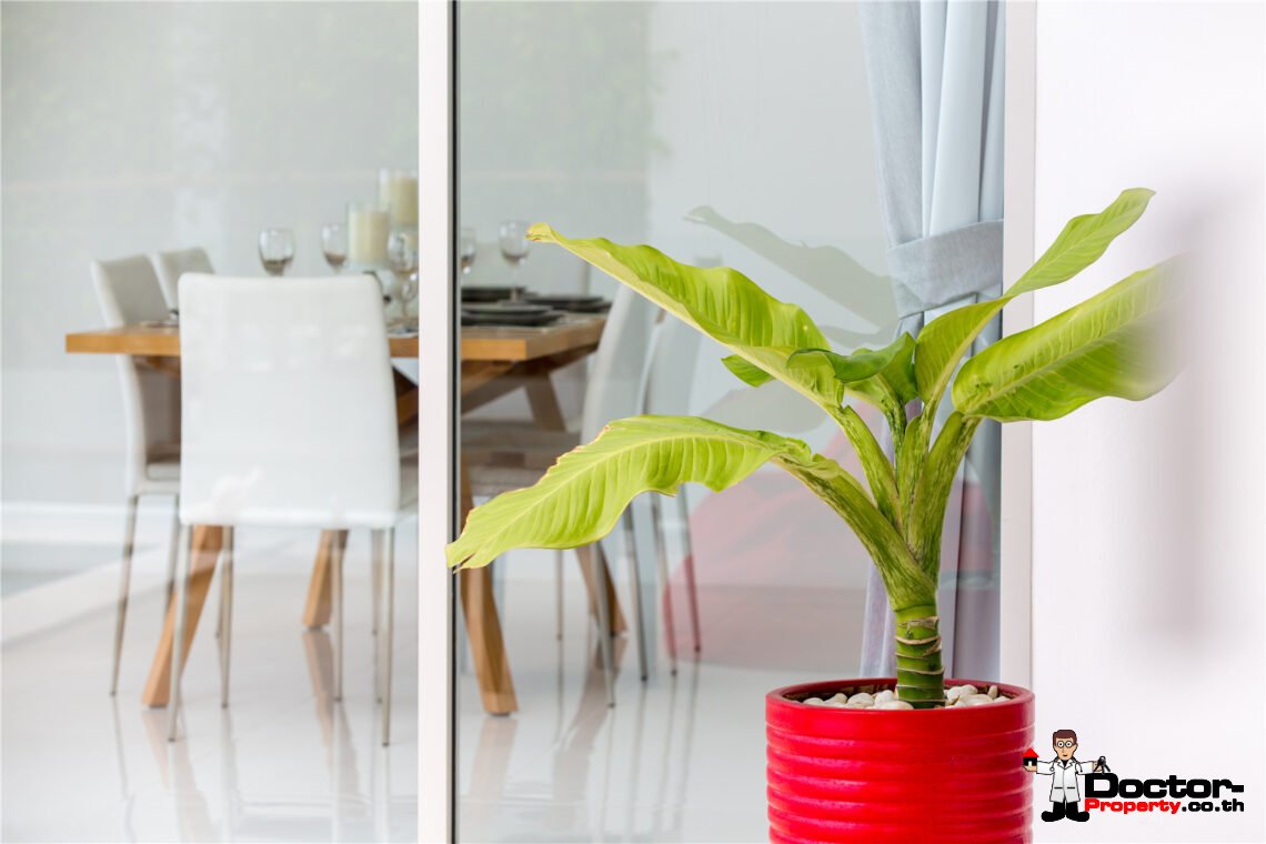 Modern 3 Bedroom Pool Villa with Sea View in Chaweng Noi, Koh Samui – For Sale