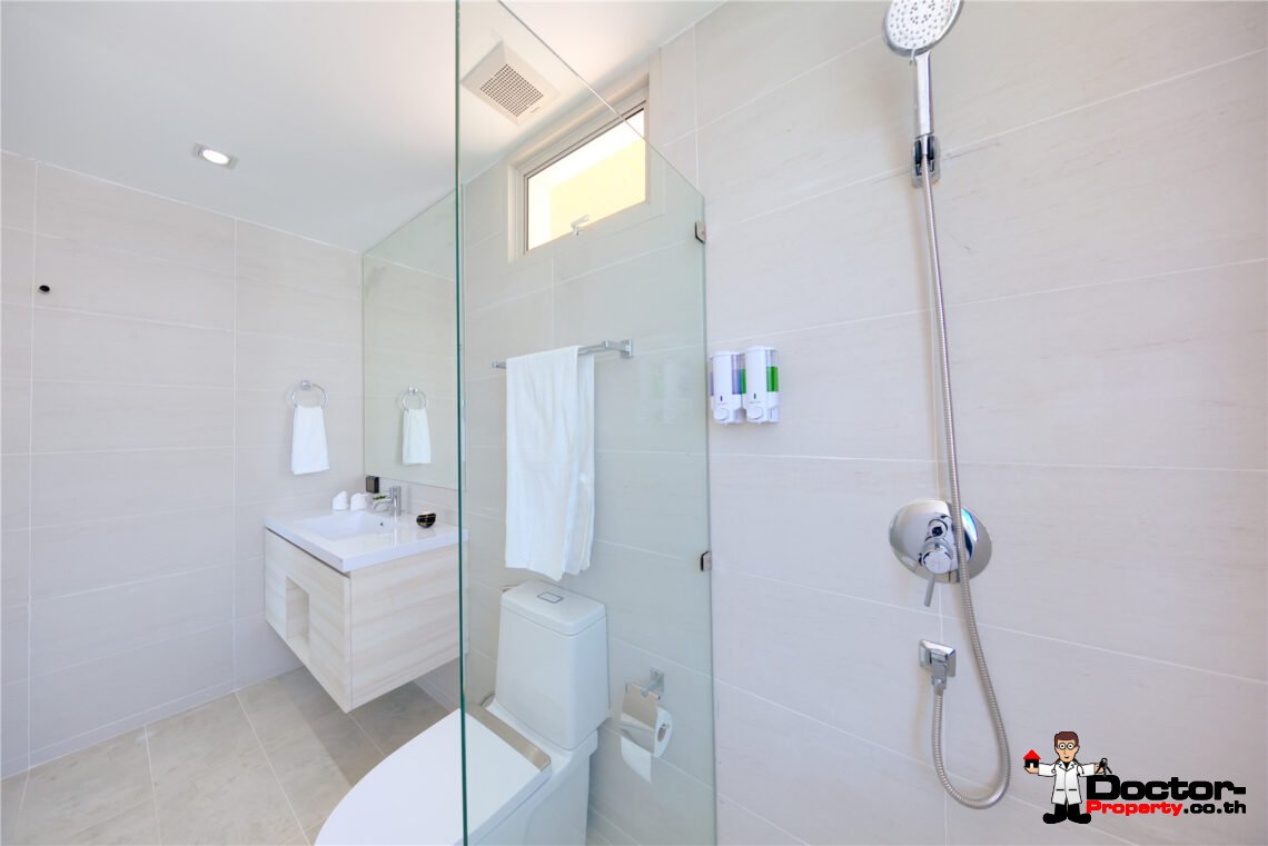 Modern 3 Bedroom Pool Villa with Sea View in Chaweng Noi, Koh Samui – For Sale