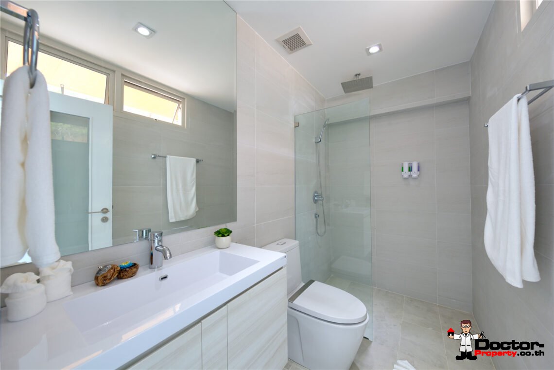 Modern 3 Bedroom Pool Villa with Sea View in Chaweng Noi, Koh Samui – For Sale