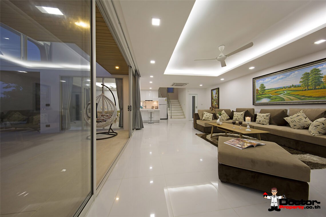 Modern 3 Bedroom Pool Villa with Sea View in Chaweng Noi, Koh Samui – For Sale