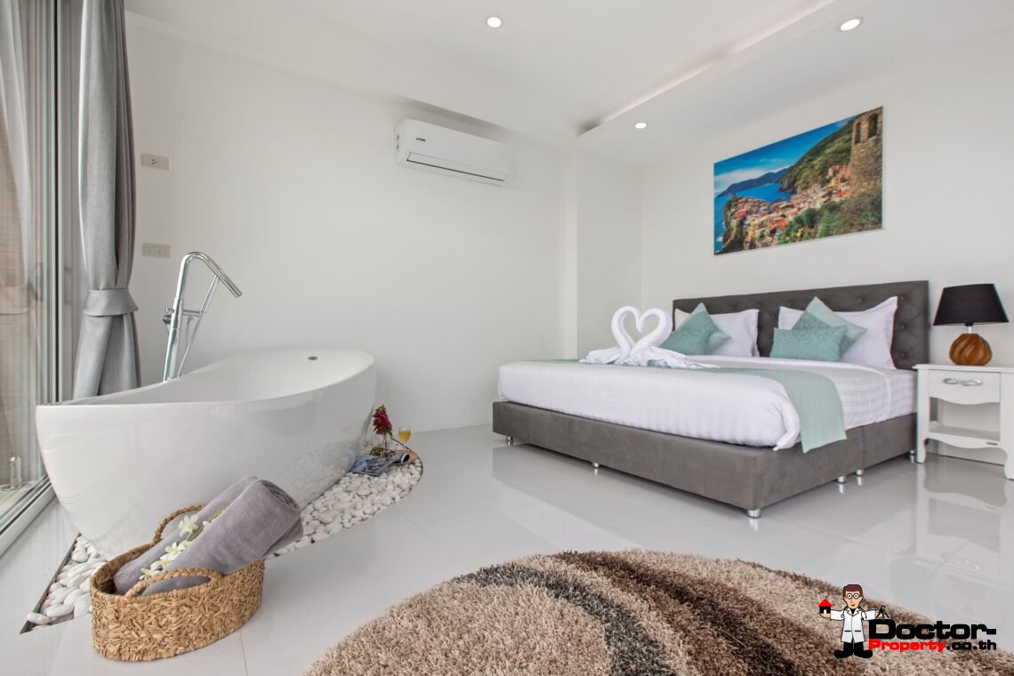 3 Bedroom Pool Villa with Sea View in Chaweng Noi, Koh Samui – For Sale