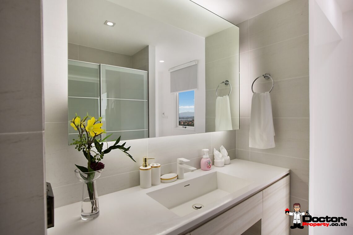 Modern 3 Bedroom Pool Villa with Sea View in Chaweng Noi, Koh Samui – For Sale