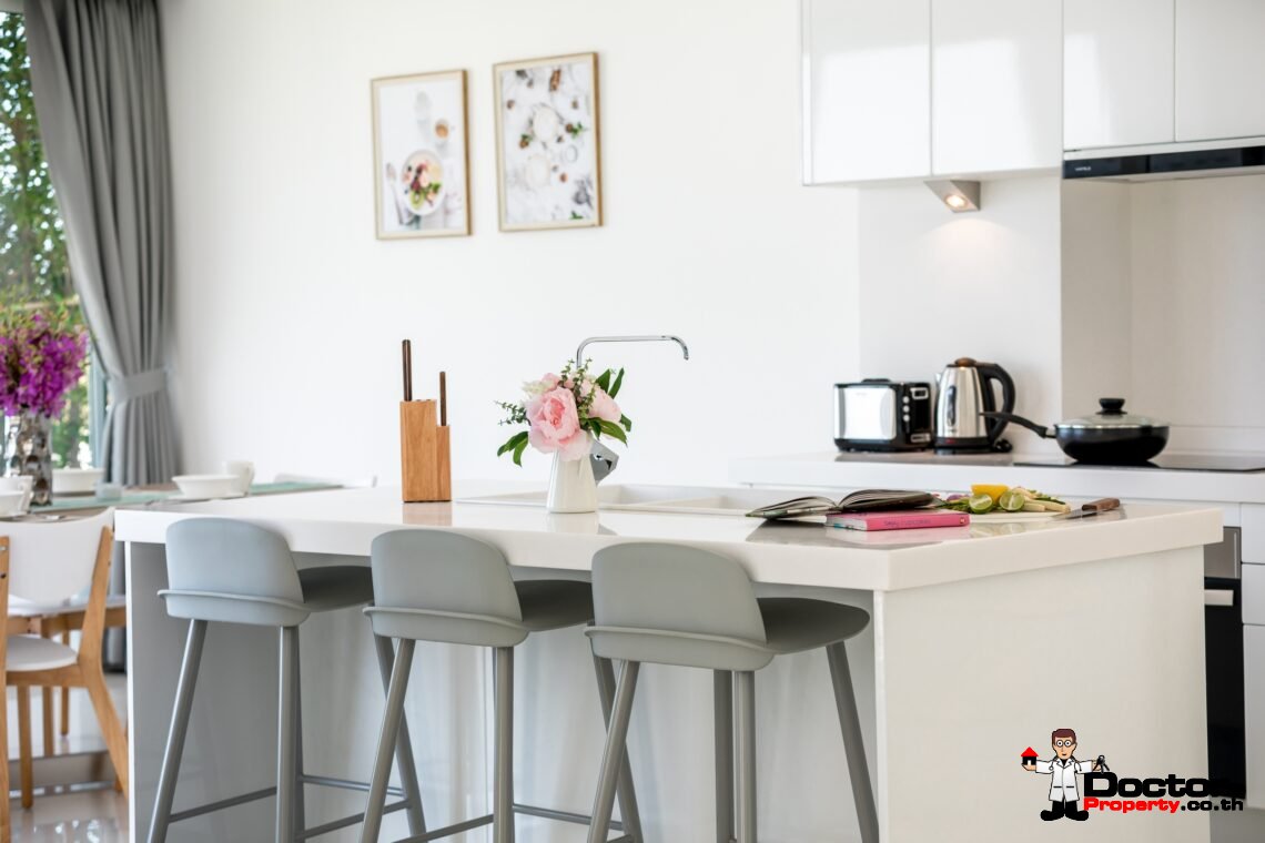 Modern 3 Bedroom Pool Villa with Sea View in Chaweng Noi, Koh Samui – For Sale