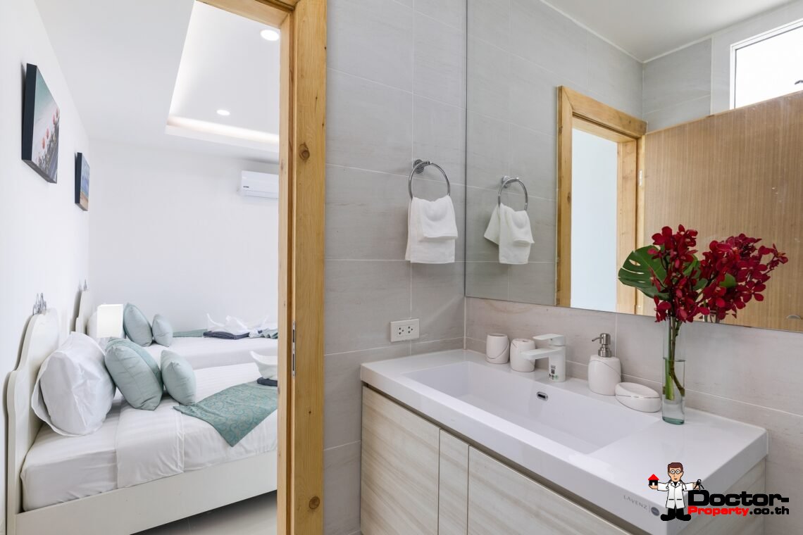 Modern 4 Bedroom Pool Villa with Sea View in Chaweng Noi, Koh Samui – For Sale