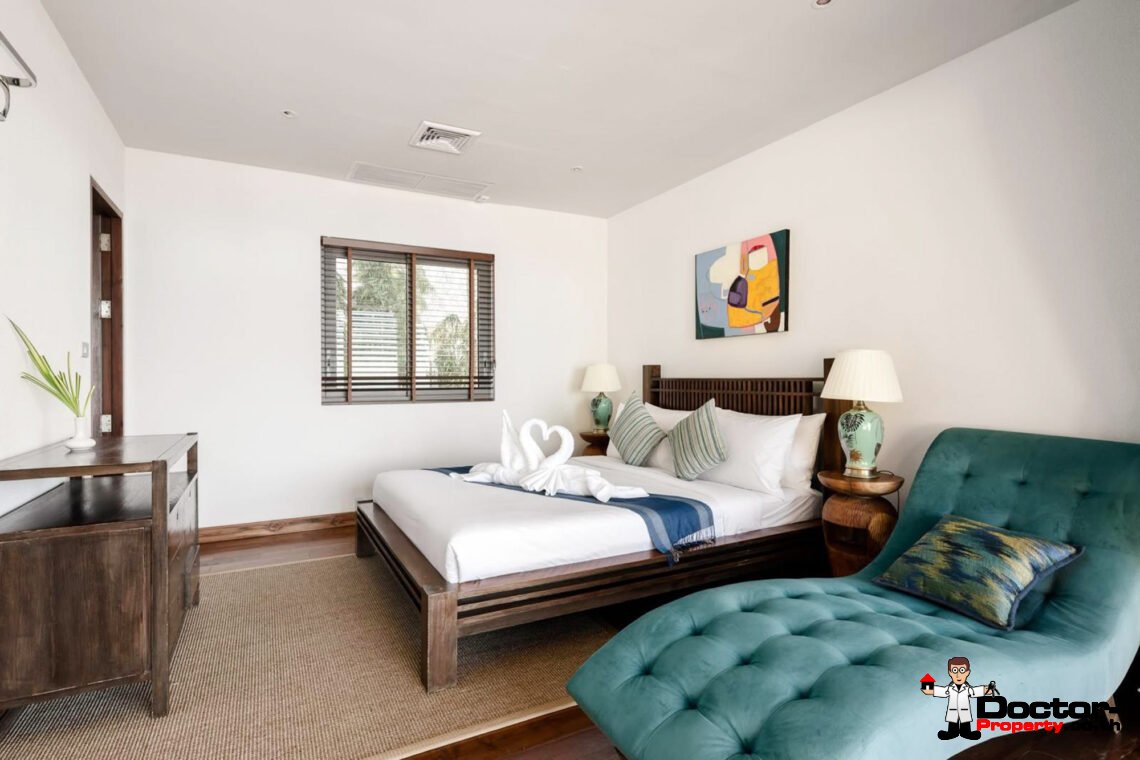 Spacious 5 Bedroom Pool Villa with Stunning Sea View in Angthong, Koh Samui – For Sale