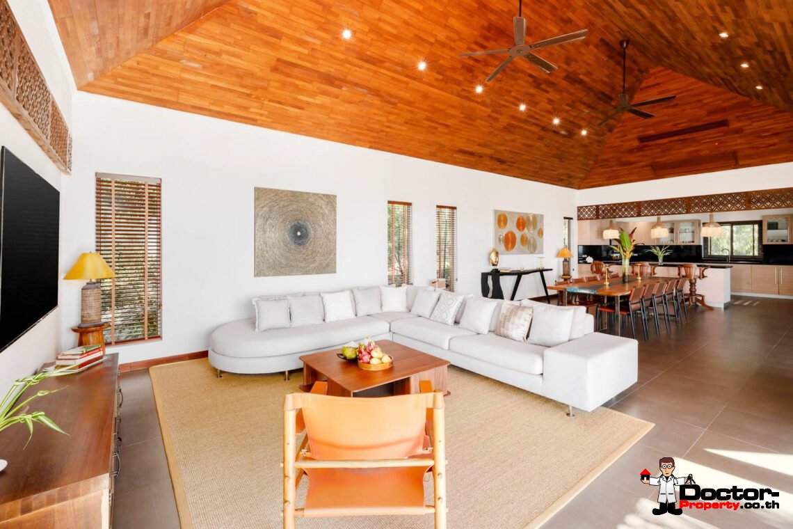 Spacious 5 Bedroom Pool Villa with Stunning Sea View in Angthong, Koh Samui – For Sale