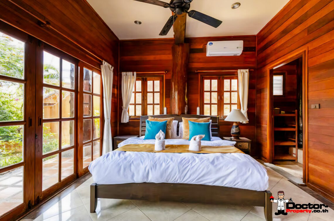 Spacious 4 Bedroom Thai Style Pool Villa in Choeng Mon, Koh Samui – For Sale