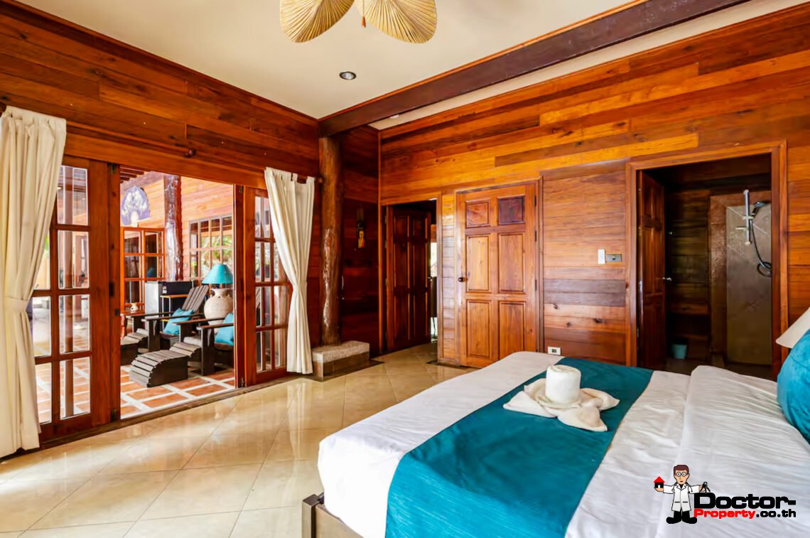 Spacious 4 Bedroom Thai Style Pool Villa in Choeng Mon, Koh Samui – For Sale