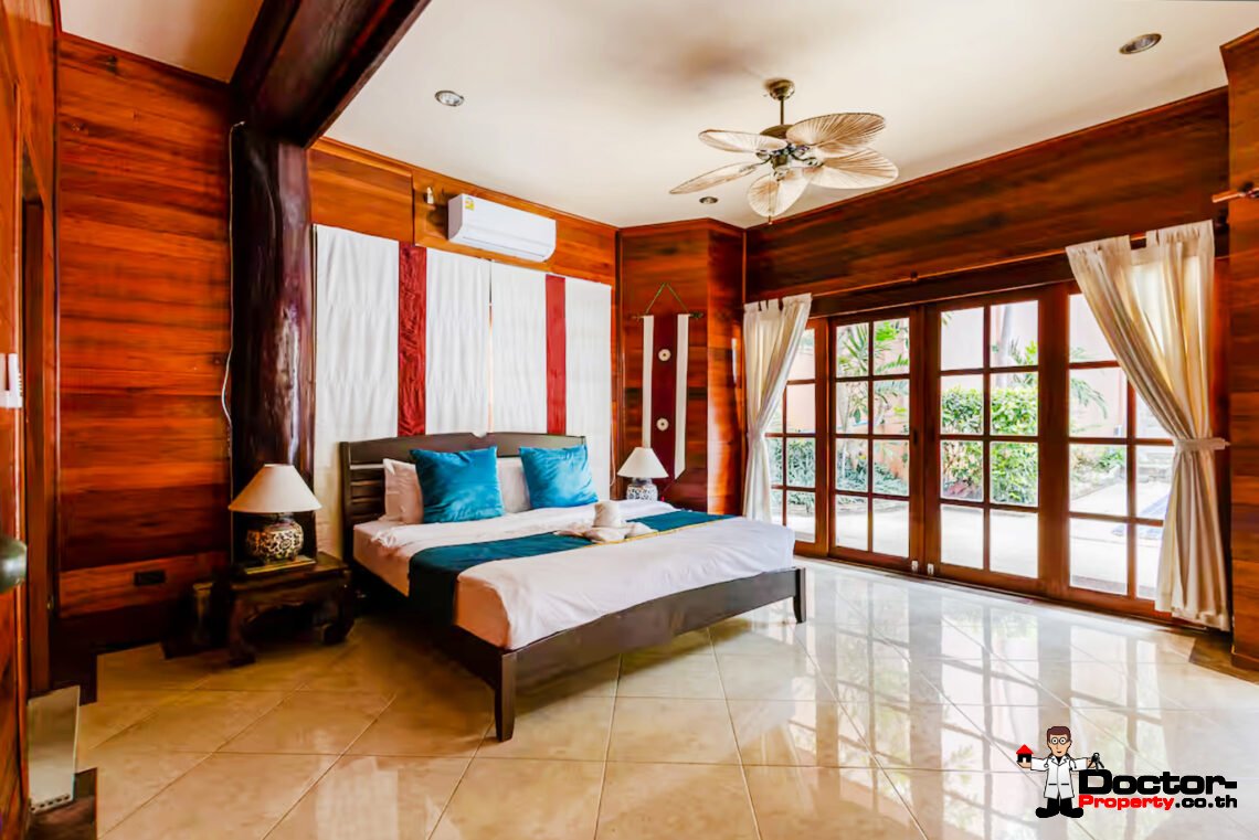 Spacious 4 Bedroom Thai Style Pool Villa in Choeng Mon, Koh Samui – For Sale