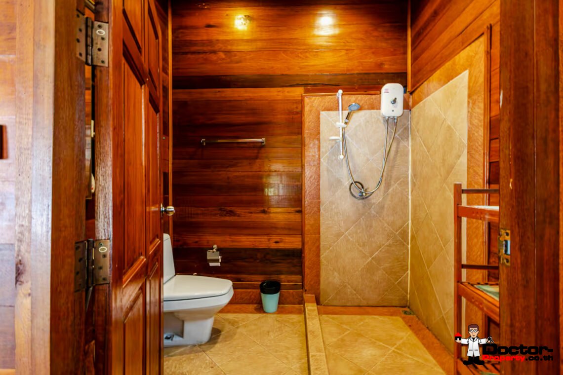 Spacious 4 Bedroom Thai Style Pool Villa in Choeng Mon, Koh Samui – For Sale