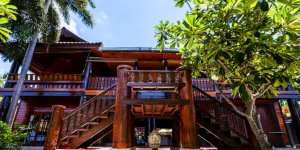 Spacious 4 Bedroom Thai Style Pool Villa in Choeng Mon, Koh Samui – For Sale