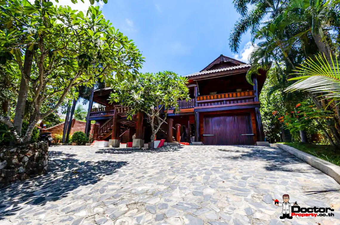 Spacious 4 Bedroom Thai Style Pool Villa in Choeng Mon, Koh Samui – For Sale