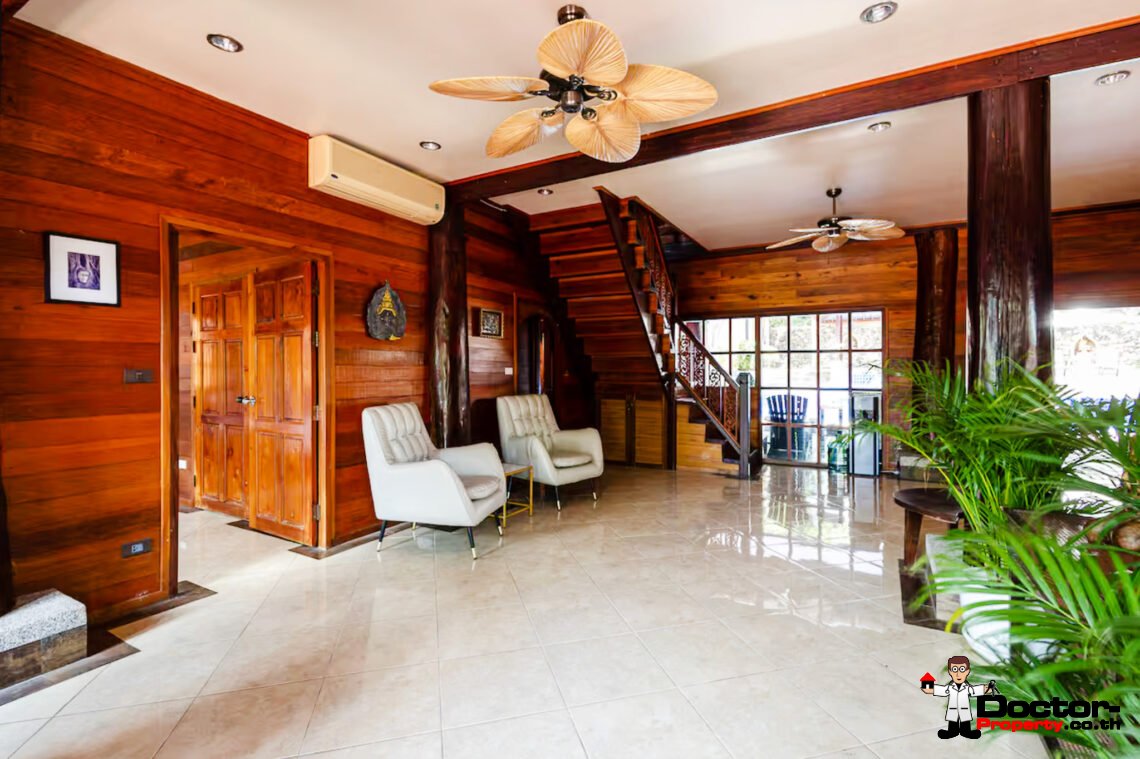 Spacious 4 Bedroom Thai Style Pool Villa in Choeng Mon, Koh Samui – For Sale