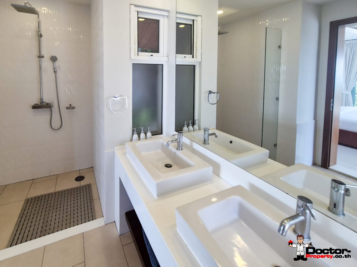 5 Bedroom Sea View Villa in Choeng Mon, Koh Samui – For Sale