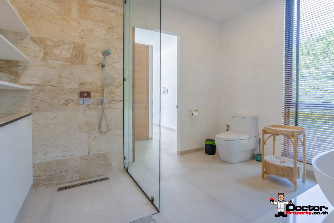 Luxury 3 Bedroom Pool Villa with Sea View in Chaweng, Koh Samui – For Sale