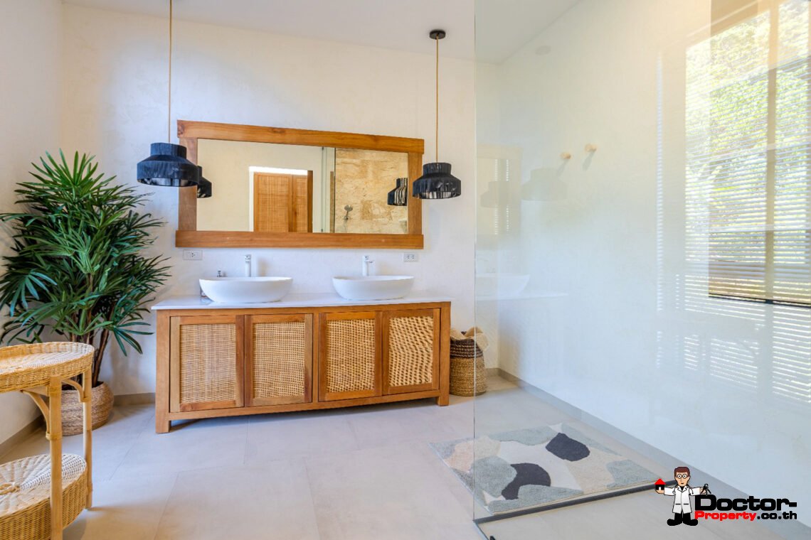 Luxury 3 Bedroom Pool Villa with Sea View in Chaweng, Koh Samui – For Sale