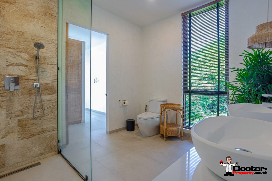 Luxury 3 Bedroom Pool Villa with Sea View in Chaweng, Koh Samui – For Sale