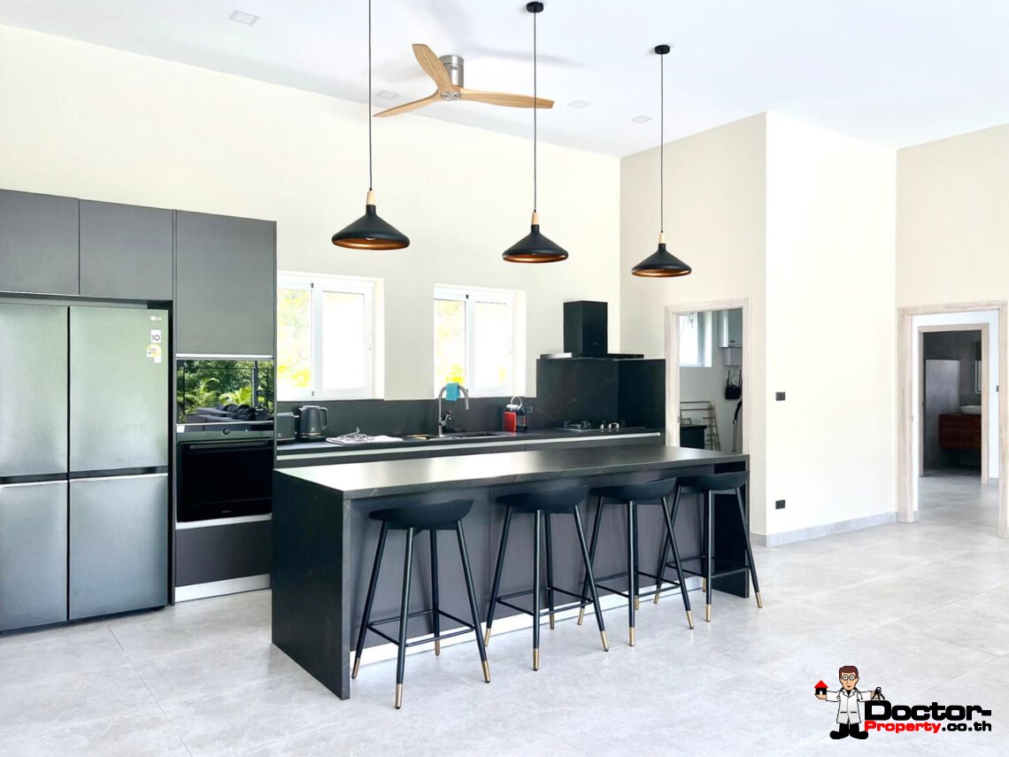 New 4 Bedroom Pool Villa with Mountain View in Lamai, Koh Samui – For Sale