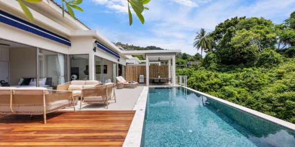 Modern 4 Bedroom Pool Villa with Partial Sea View in Chaweng Noi, Koh Samui – For Sale