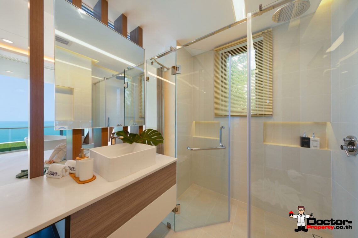 5 Bedroom Pool Villa with Sea View in Chaweng Noi, Koh Samui – For Sale