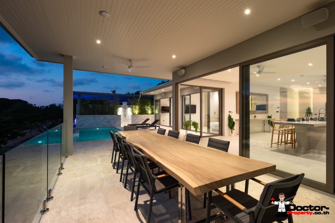 4 Bedroom Pool Villa with Sea View and Sunset View in Bang Rak, Koh Samui – For Sale