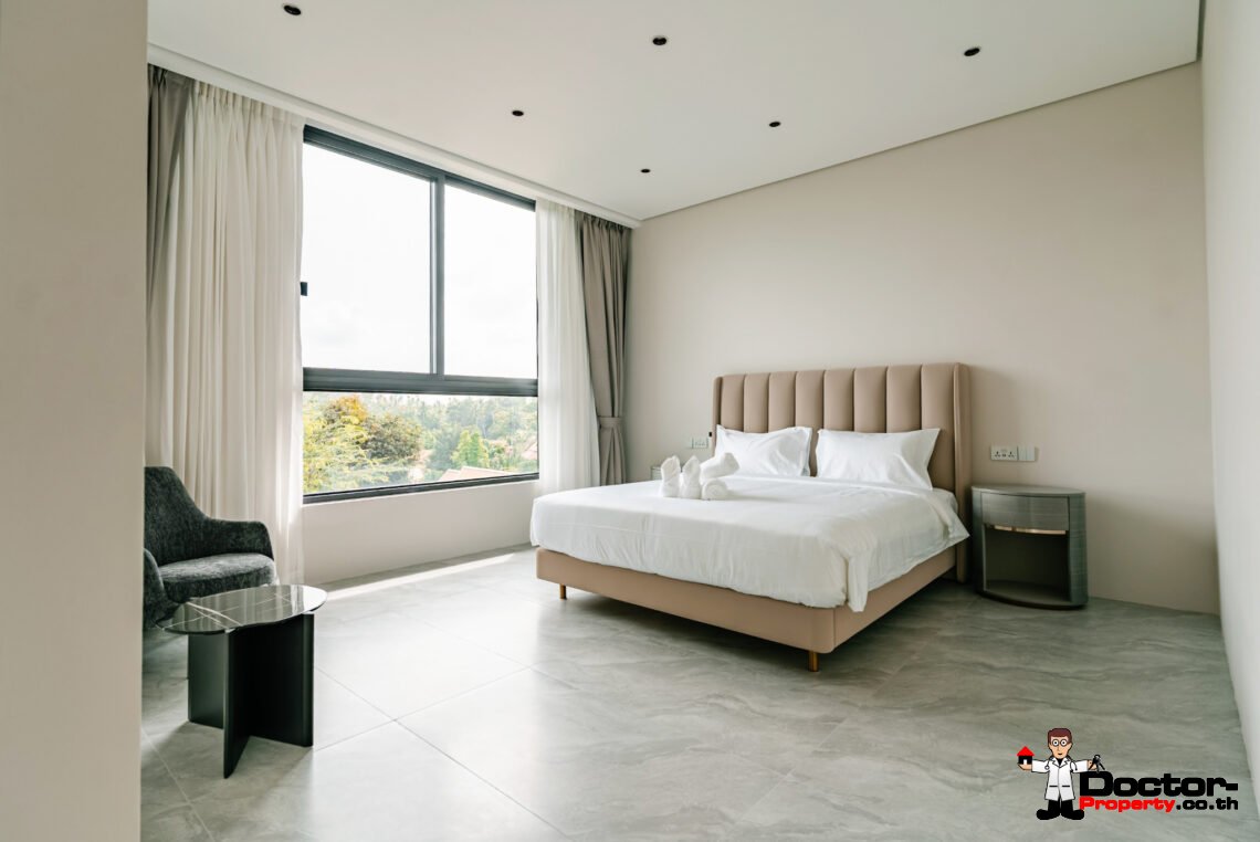 4 Bedroom Pool Villa with Partial Sea View in Bang Por, Koh Samui – For Sale