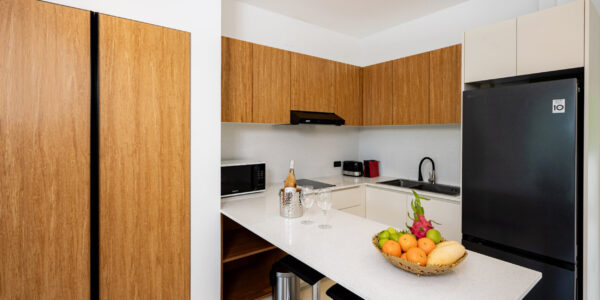 Apartment 2 Bedroom with Beach Access in Lamai, Koh Samui – For Sale