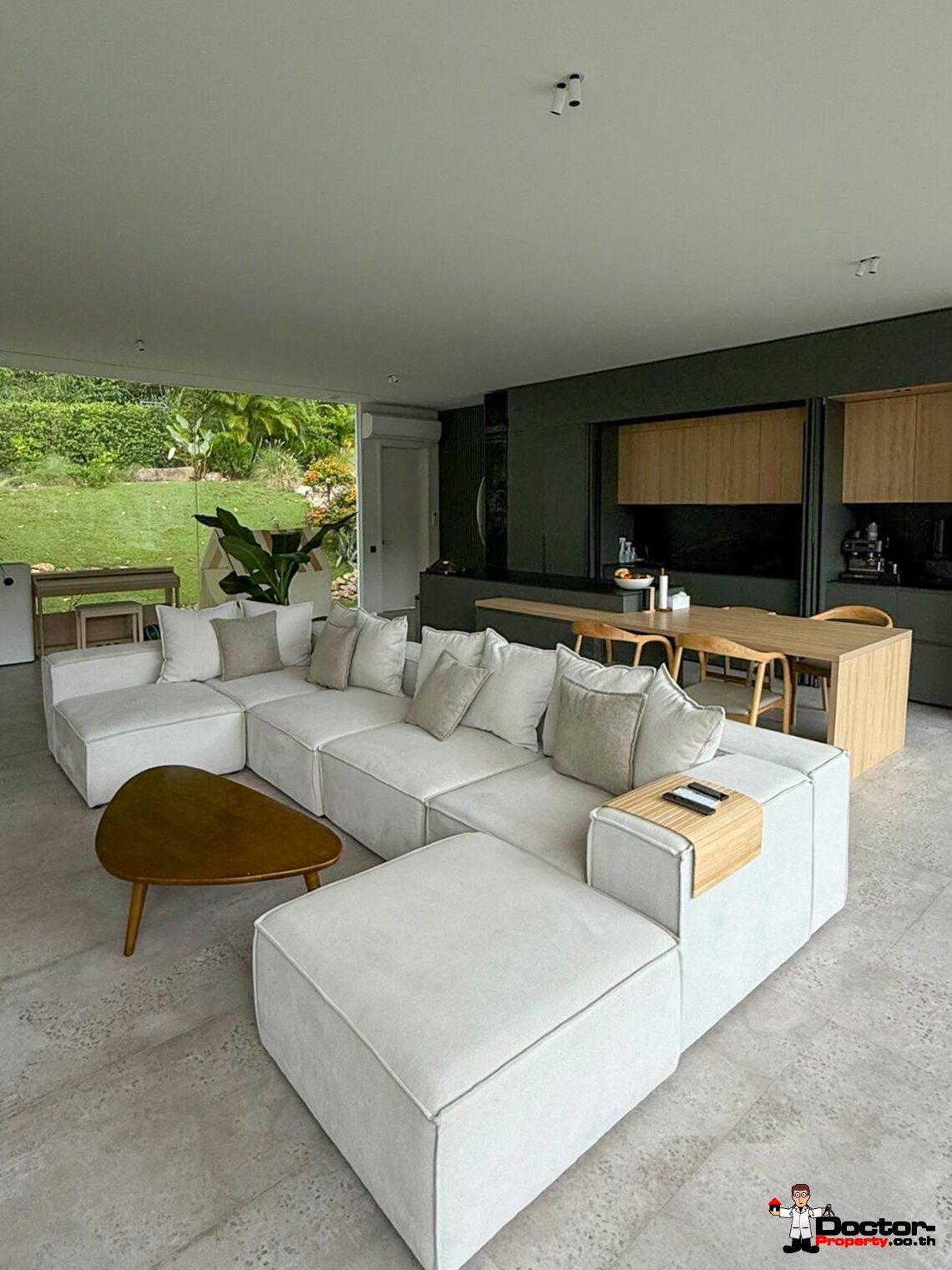 2 Bedroom Private Pool Villa with Spacious Garden in Lamai, Koh Samui – For Sale