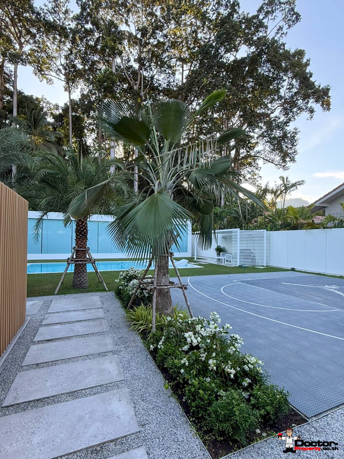 2 Bedroom Private Pool Villa with Spacious Garden in Lamai, Koh Samui – For Sale