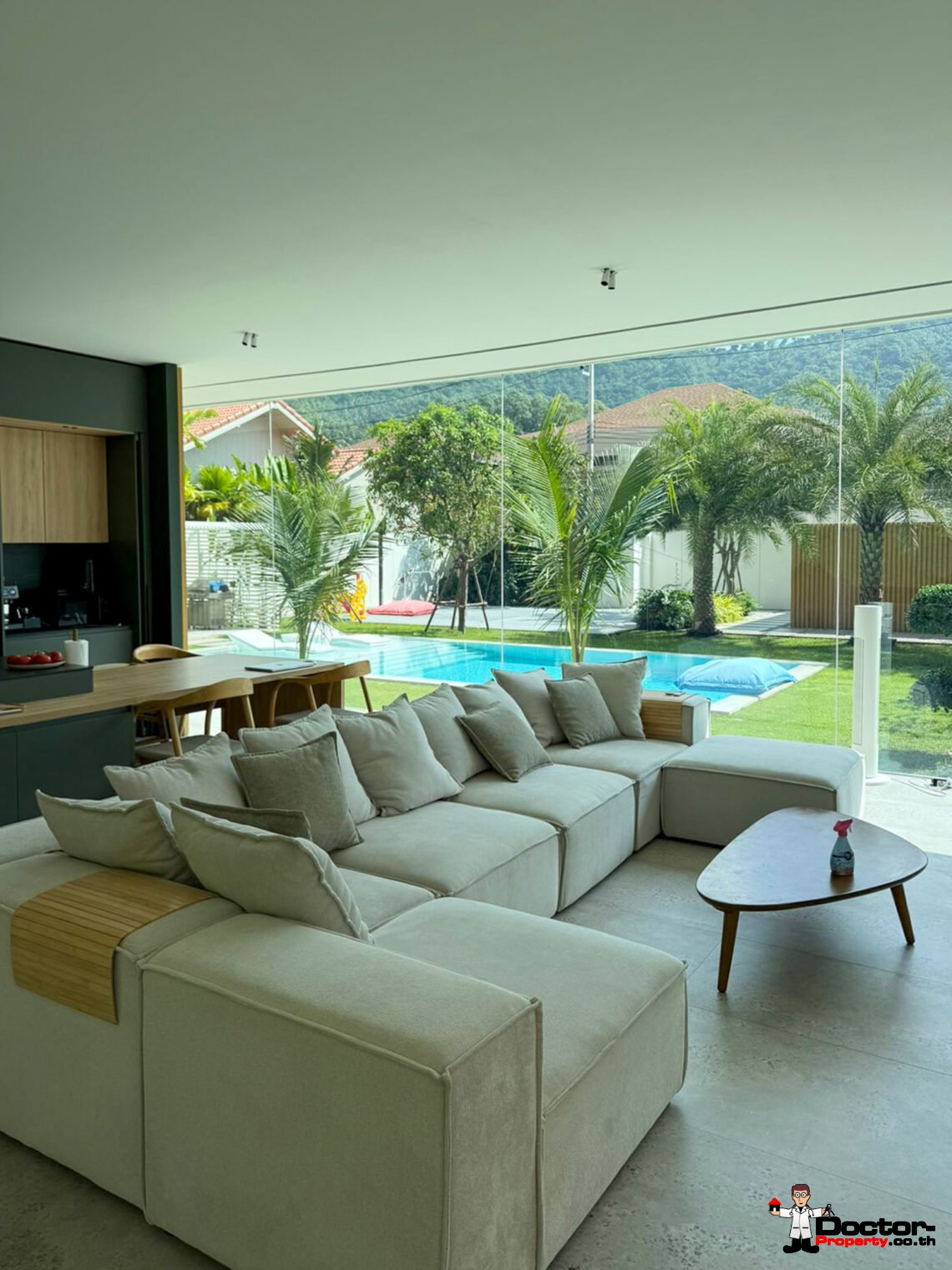 2 Bedroom Private Pool Villa with Spacious Garden in Lamai, Koh Samui – For Sale