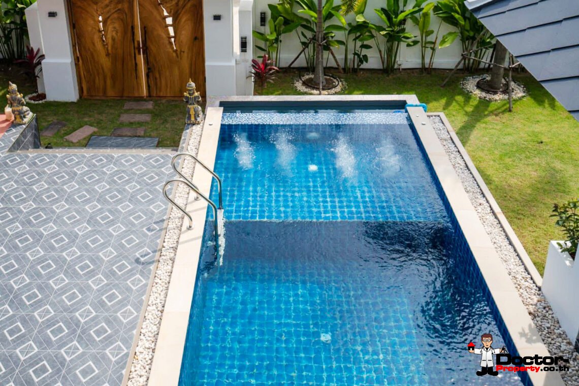 Traditional 4 Bedroom Pool Villa in Bo Phut, Koh Samui – For Sale