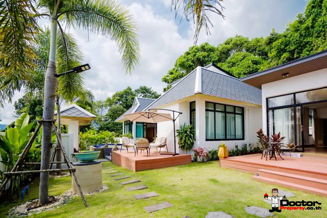 Traditional 4 Bedroom Pool Villa in Bo Phut, Koh Samui – For Sale