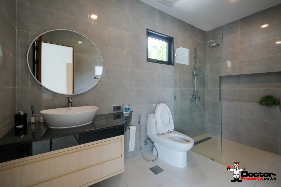 New 3 Bedroom Pool Villa in Bang Rak, Koh Samui – For Sale