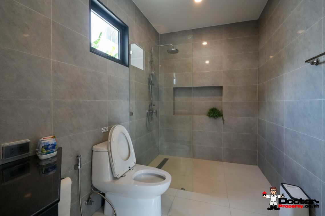 New 3 Bedroom Pool Villa in Bang Rak, Koh Samui – For Sale
