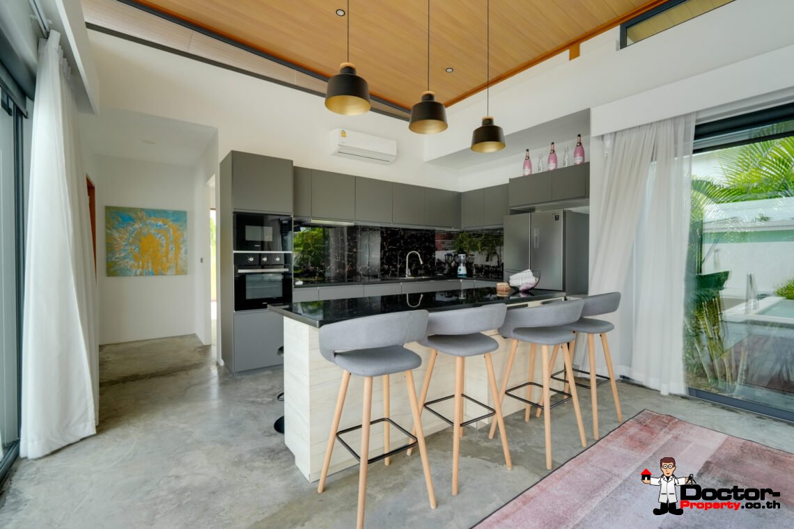 New 3 Bedroom Pool Villa in Bang Rak, Koh Samui – For Sale