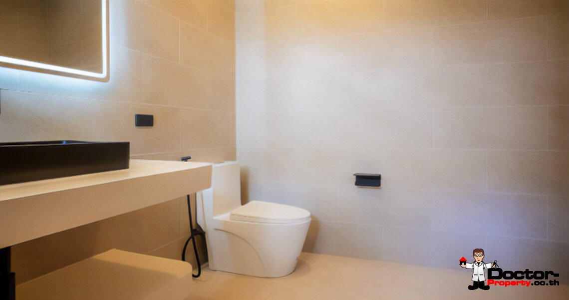 3 Bedroom Private Pool Villa in Mae Nam, Koh Samui – For Sale