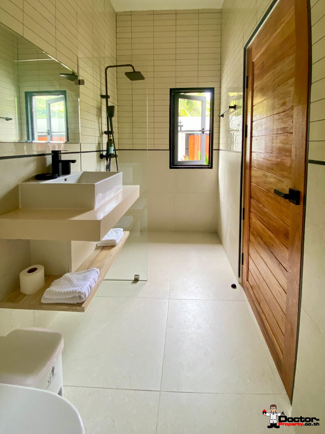 Modern Tropical 4 Bedroom Pool Villa in Lamai, Koh Samui – For Sale