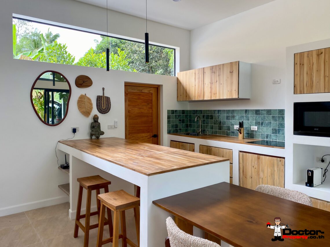 Modern Tropical 4 Bedroom Pool Villa in Lamai, Koh Samui – For Sale